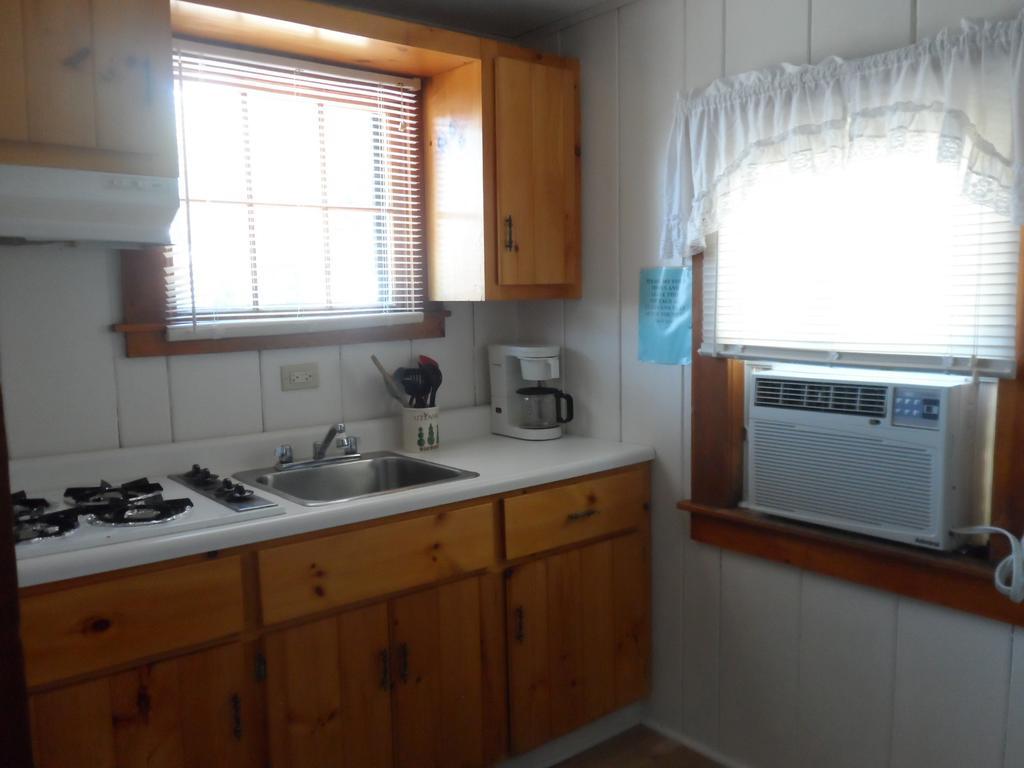White Oak Motel & Cottages Holderness Zimmer foto