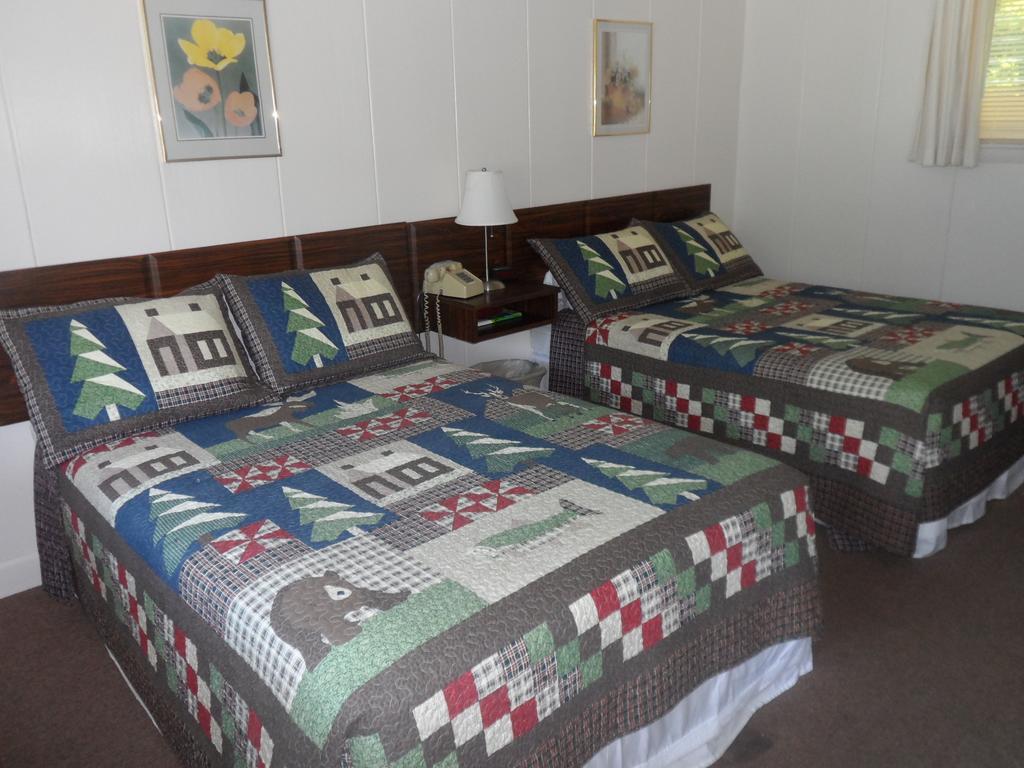 White Oak Motel & Cottages Holderness Zimmer foto